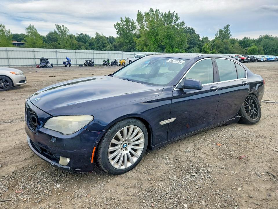 Фото 1 с аукциона – 2012 BMW 750 с VIN WBAKC6C58CDX99496