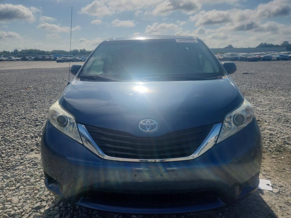 Photo 5 from auction – 2014 TOYOTA SIENNA with VIN 5TDKK3DCXES451885