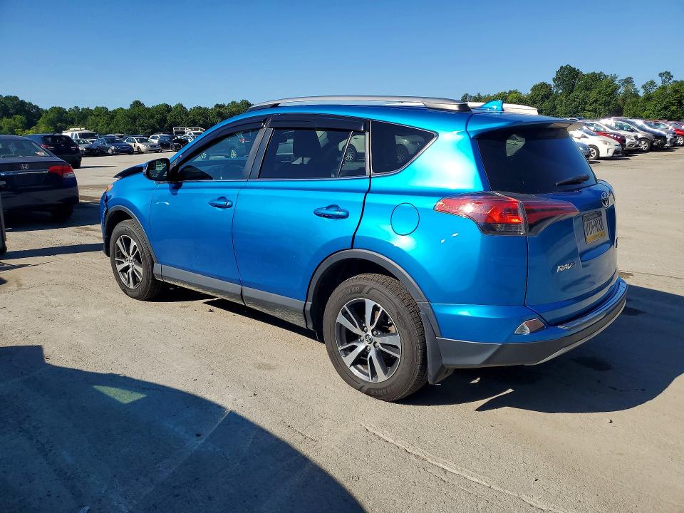 Photo 2 from auction – 2017 TOYOTA RAV4 with VIN 2T3RFREV9HW636681