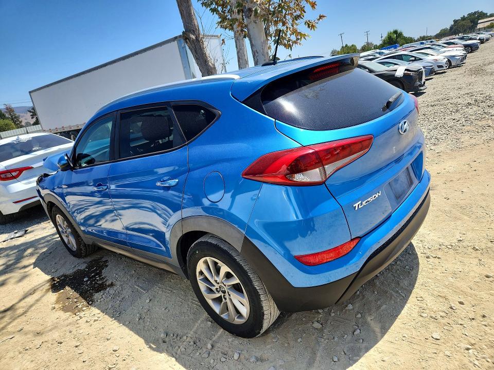 Photo 2 from auction – 2016 HYUNDAI TUCSON with VIN KM8J33A44GU063115