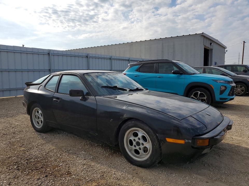 Photo 4 from auction – 1985 PORSCHE 944 with VIN WP0AA0949FN457778
