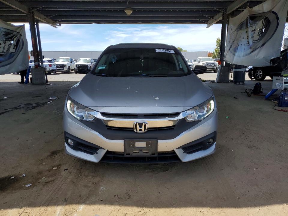 Снимка 5 от търг – 2018 HONDA CIVIC с VIN JHMFC1F34JX005735