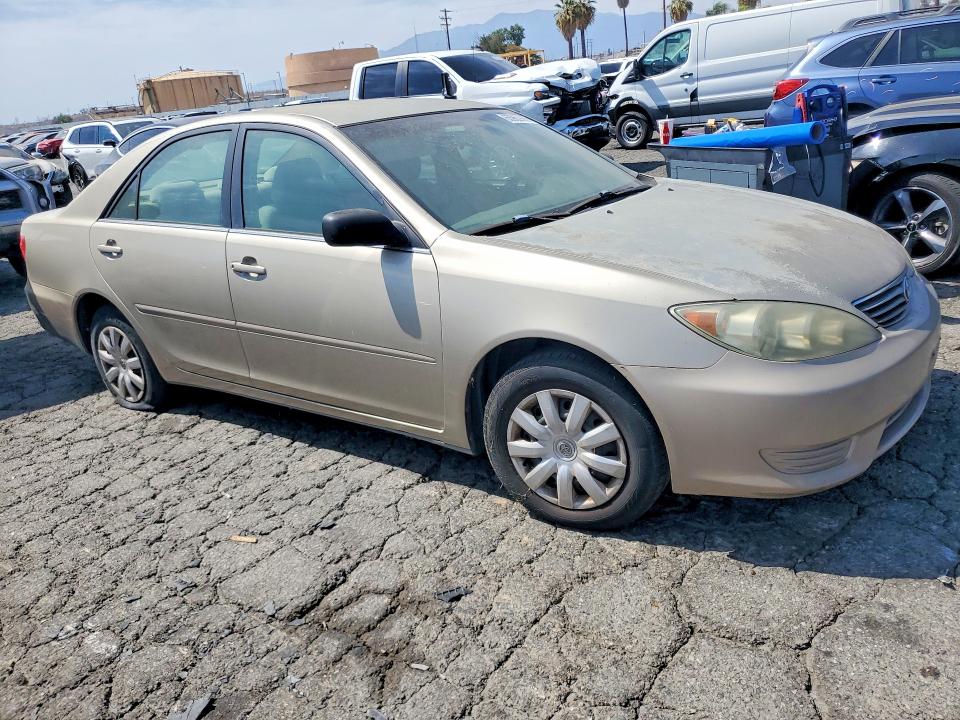 Photo 4 from auction – 2006 TOYT CAMRY with VIN 4T1BE32KX6U114823