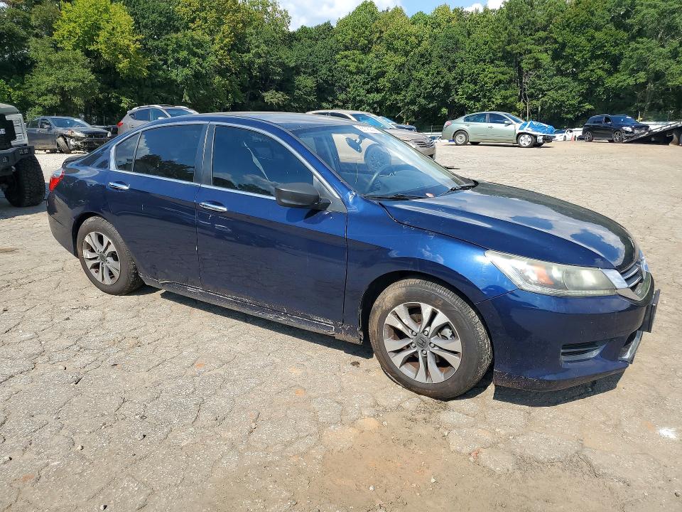 Photo 4 from auction – 2015 HONDA ACCORD with VIN 1HGCR2F39FA192295
