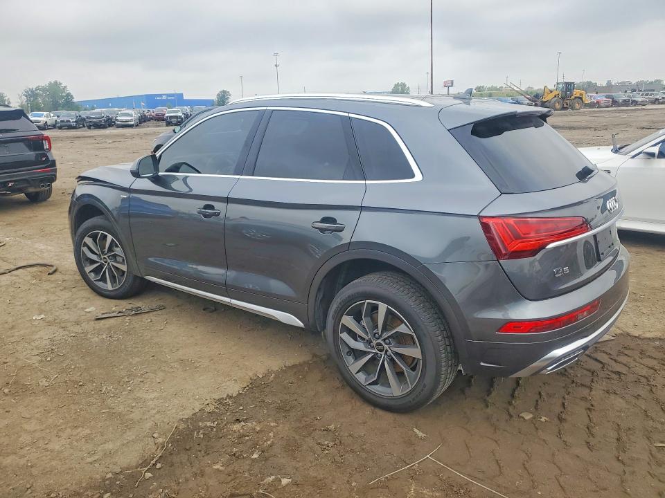 Photo 2 from auction – 2023 AUDI Q5 with VIN WA1EAAFY6P2052960