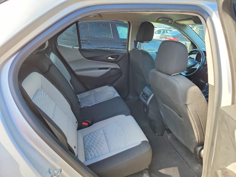 Photo 11 from auction – 2019 CHEVROLET EQUINOX with VIN 2GNAXUEVXK6239021