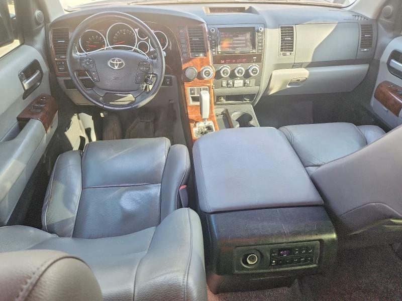 Photo 8 from auction – 2011 TOYOTA SEQUOIA with VIN 5TDKY5G1XBS031124