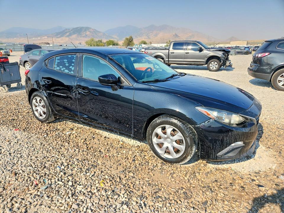Photo 4 from auction – 2016 MAZDA 3 with VIN JM1BM1J75G1317324