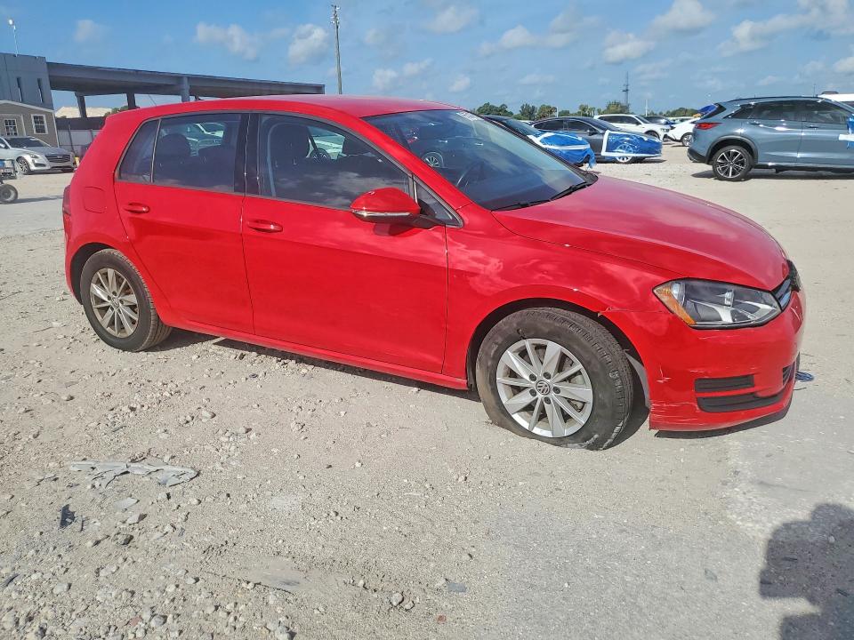 Photo 4 from auction – 2016 VOLKSWAGEN GOLF with VIN 3VW217AU2GM006547