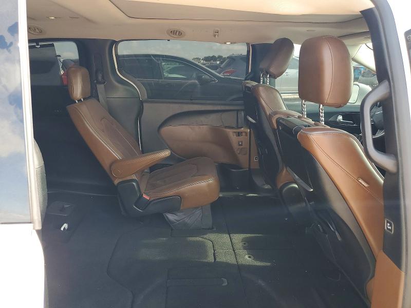 Photo 11 from auction – 2017 CHRYSLER PACIFICA with VIN 2C4RC1GG4HR530920