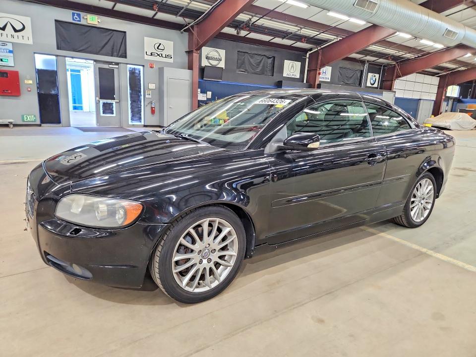2012 VOLVO C70