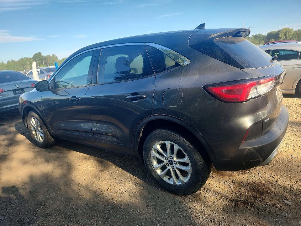 Zdjęcie 2 z aukcji – 2020 FORD ESCAPE z VIN 1FMCU9G66LUB31510