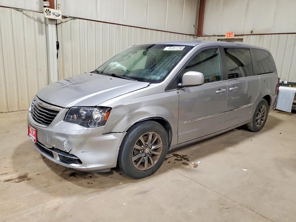 CHRYSLER TOWN & COUNTRY 2016 with VIN 2C4RC1HG3GR200067 - Photo from auction