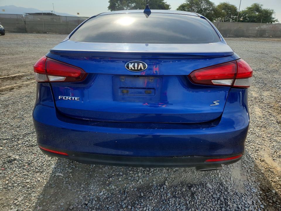 Photo 6 from auction – 2017 KIA FORTE with VIN 3KPFL4A79HE062388