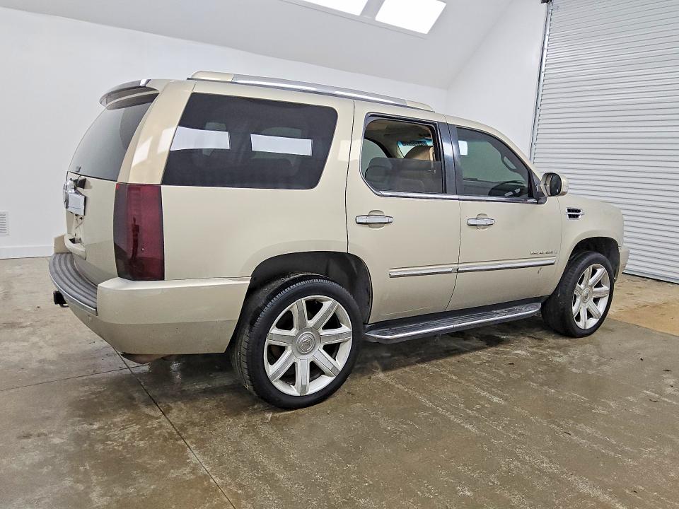 Photo 3 from auction – 2007 CADILLAC ESCALADE with VIN 1GYFK63867R263361