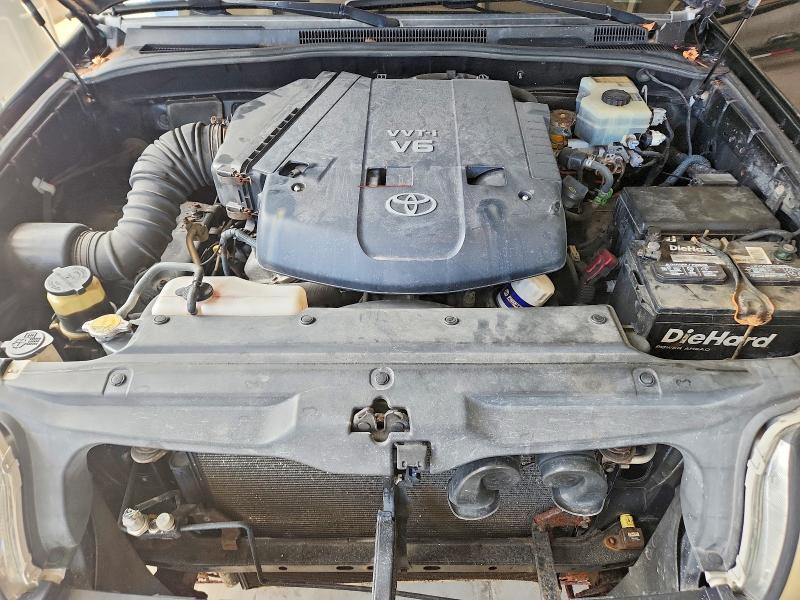 Photo 12 from auction – 2004 TOYOTA 4RUNNER with VIN JTEBU14R040028765