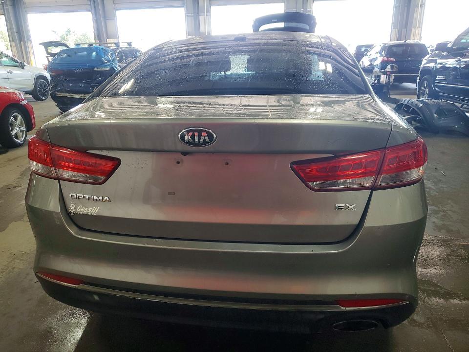 Photo 6 from auction – 2016 KIA OPTIMA with VIN 5XXGU4L30GG048140