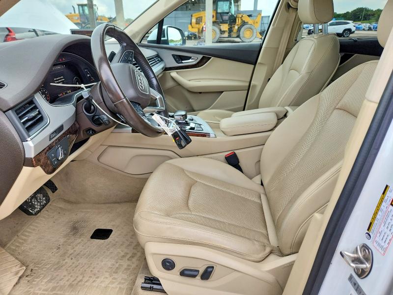 Photo 7 from auction – 2019 AUDI Q7 with VIN WA1LHAF78KD024441