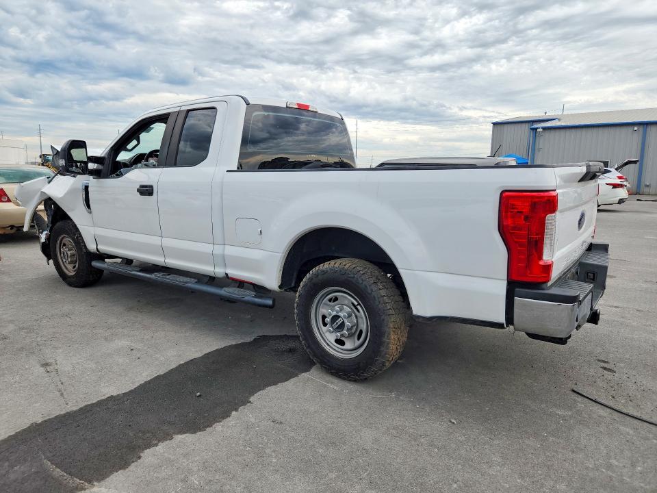 Photo 2 from auction – 2019 FORD F250 with VIN 1FT7X2A60KEC46920