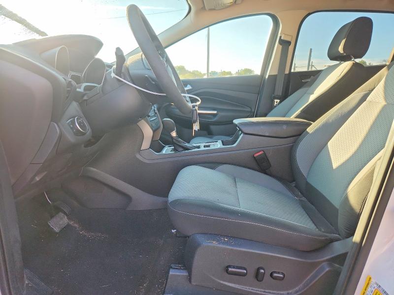 Photo 7 from auction – 2017 FORD ESCAPE with VIN 1FMCU0GDXHUB19216