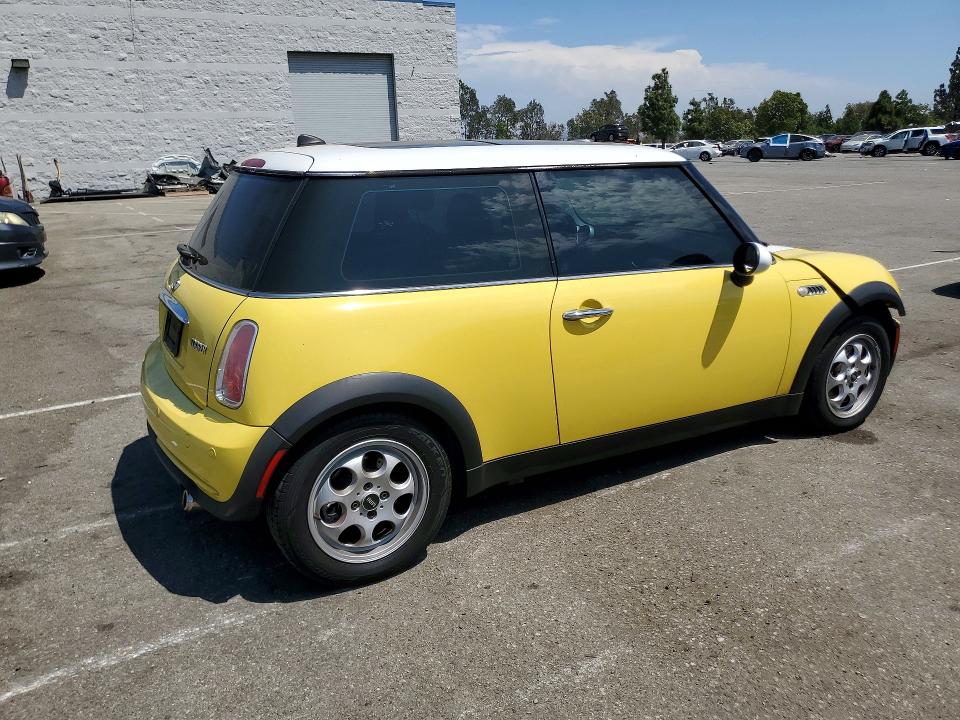 Photo 3 from auction – 2005 MINI COOPER with VIN WMWRC33595TJ72182