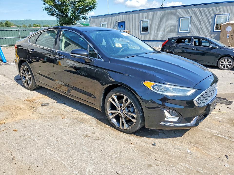 Photo 4 from auction – 2019 FORD FUSION with VIN 3FA6P0D93KR106711