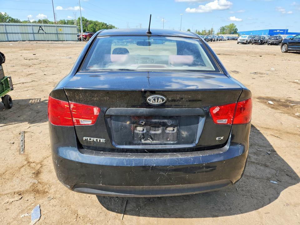 Photo 6 from auction – 2010 KIA FORTE with VIN KNAFU4A23A5169226