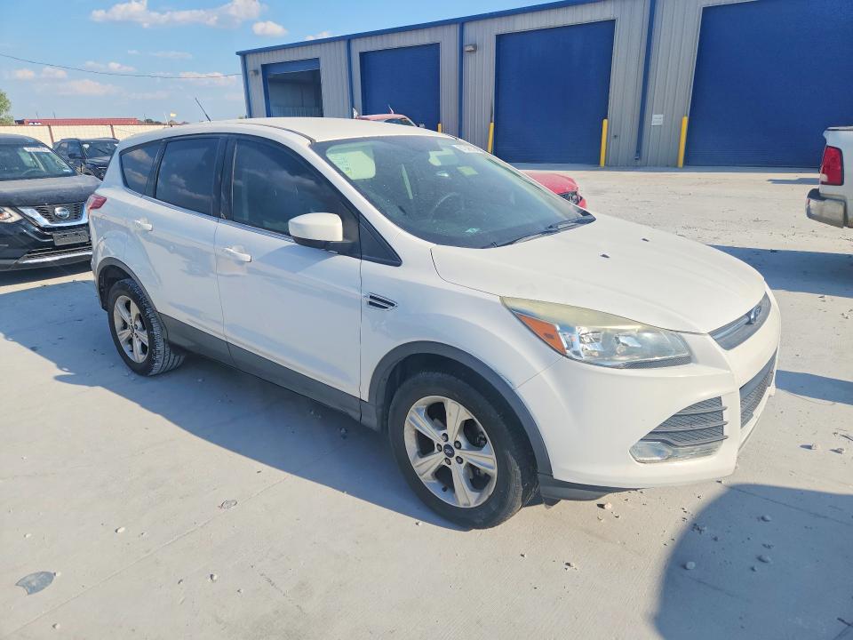 Photo 4 from auction – 2016 FORD ESCAPE with VIN 1FMCU0GX6GUA65986