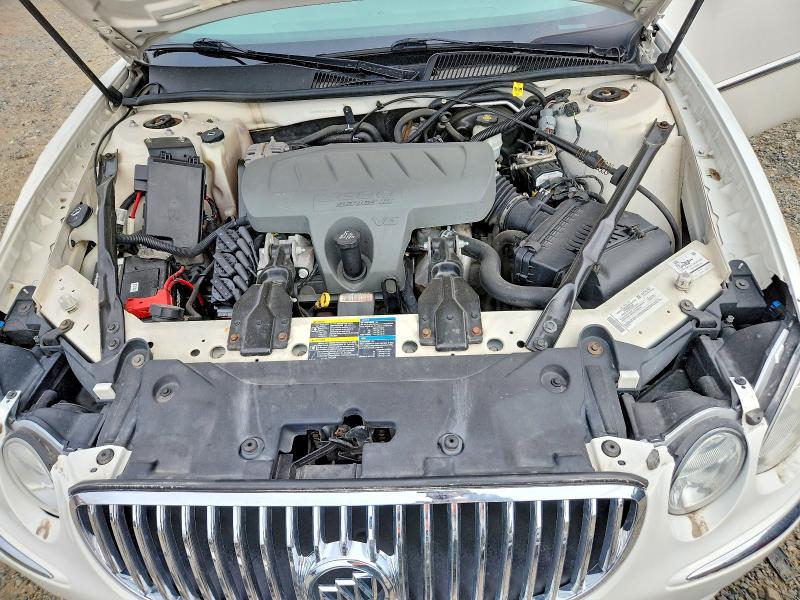 Photo 11 from auction – 2008 BUICK LACROSSE with VIN 2G4WD582981239429