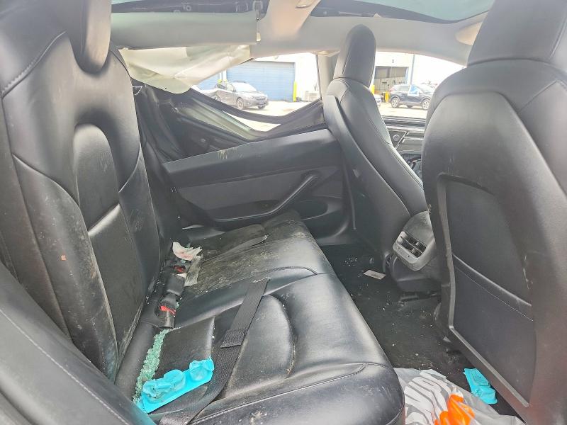 Photo 10 from auction – 2018 TESLA MODEL 3 with VIN 5YJ3E1EA0JF151980
