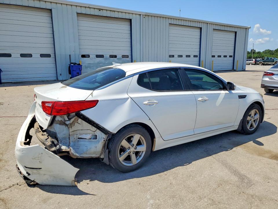 Photo 3 from auction – 2015 KIA OPTIMA with VIN 5XXGM4A74FG397046