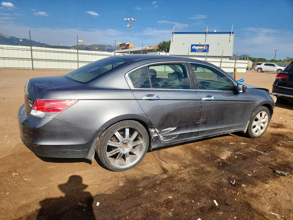 Photo 3 from auction – 2010 HONDA ACCORD with VIN 1HGCP3F85AA013640
