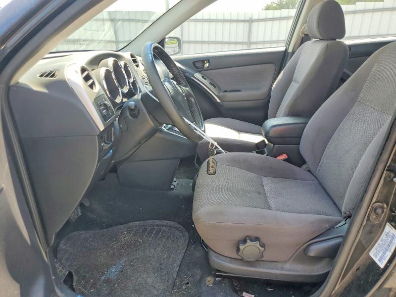 Photo 7 from auction – 2004 TOYOTA MATRIX with VIN 2T1KR32E24C183163