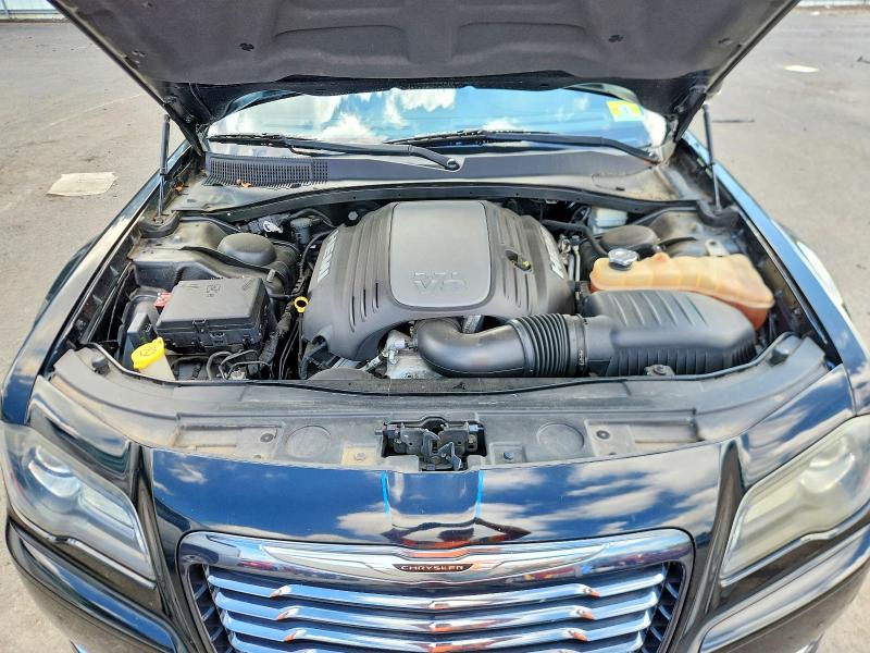 Photo 11 from auction – 2012 CHRYSLER 300 with VIN 2C3CCADT2CH315675