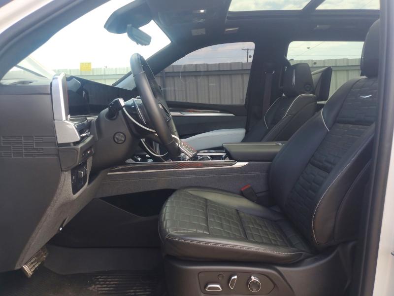 Photo 7 from auction – 2025 CADILLAC ESCALADE V with VIN 1GYS9HR93SR158842