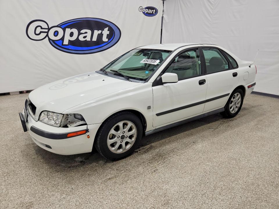 2002 VOLVO S40