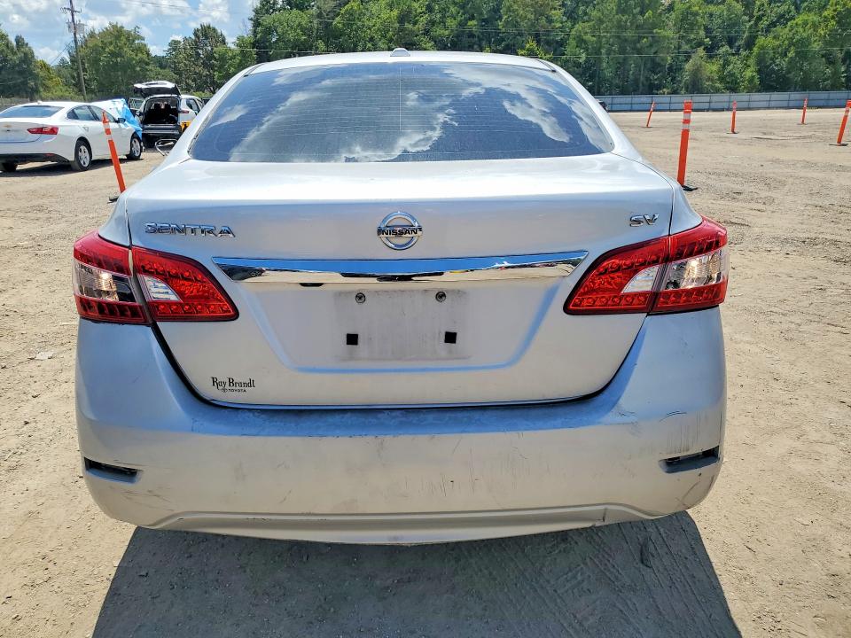 Photo 6 from auction – 2015 NISSAN SENTRA with VIN 3N1AB7AP6FL656642