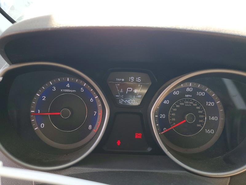 Photo 9 from auction – 2014 HYUNDAI ELANTRA with VIN KMHDH4AE2EU174627
