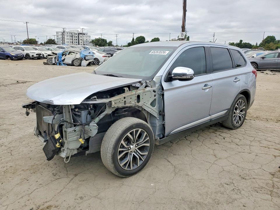 MITSUBISHI OUTLANDER 2016 with VIN JA4AD3A33GZ019127 - Photo from auction
