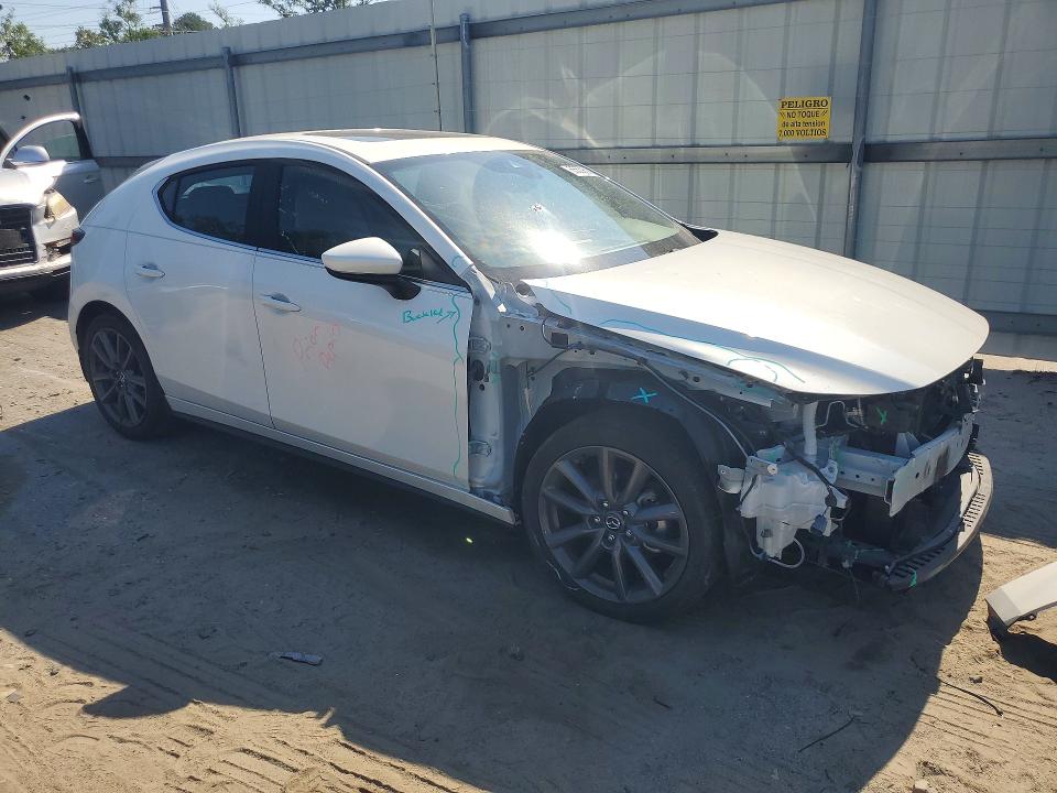 Photo 4 from auction – 2021 MAZDA 3 with VIN JM1BPALL3M1402031