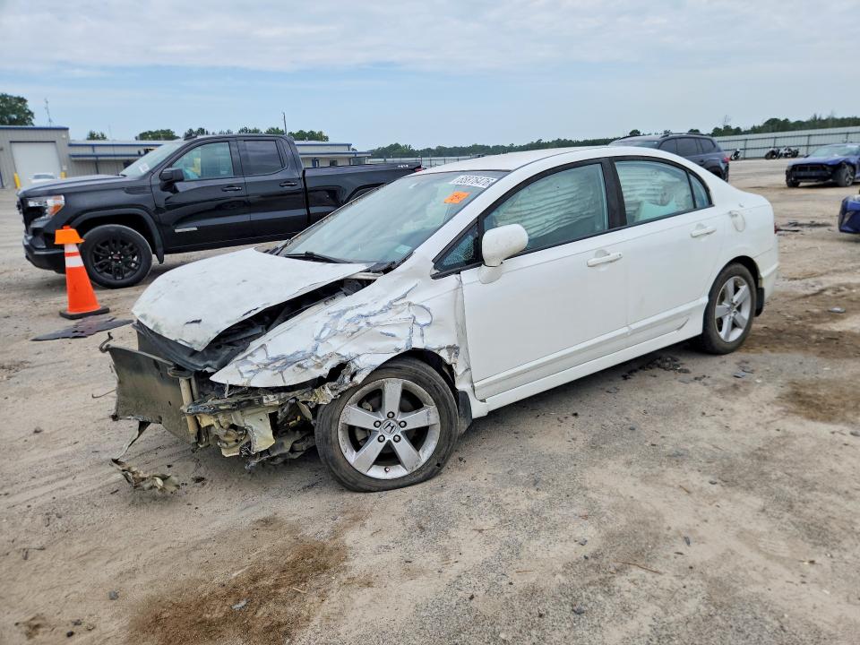HONDA CIVIC 2010 con VIN 19XFA1F55AE085913 - Foto de la subasta