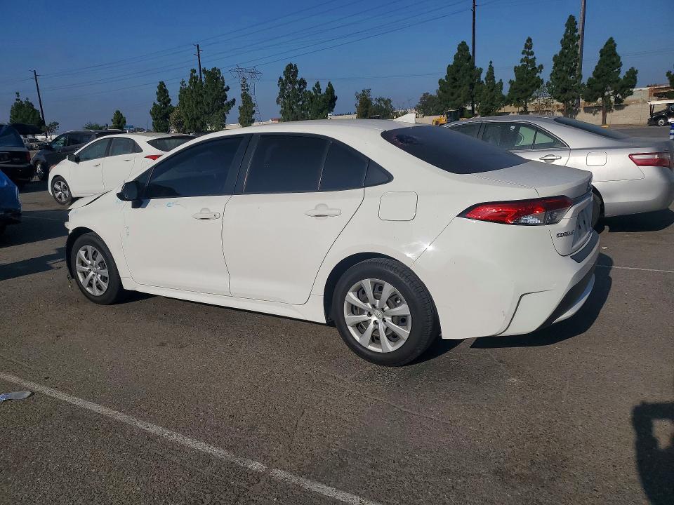Photo 2 from auction – 2020 TOYOTA COROLLA with VIN JTDEPRAE3LJ093854