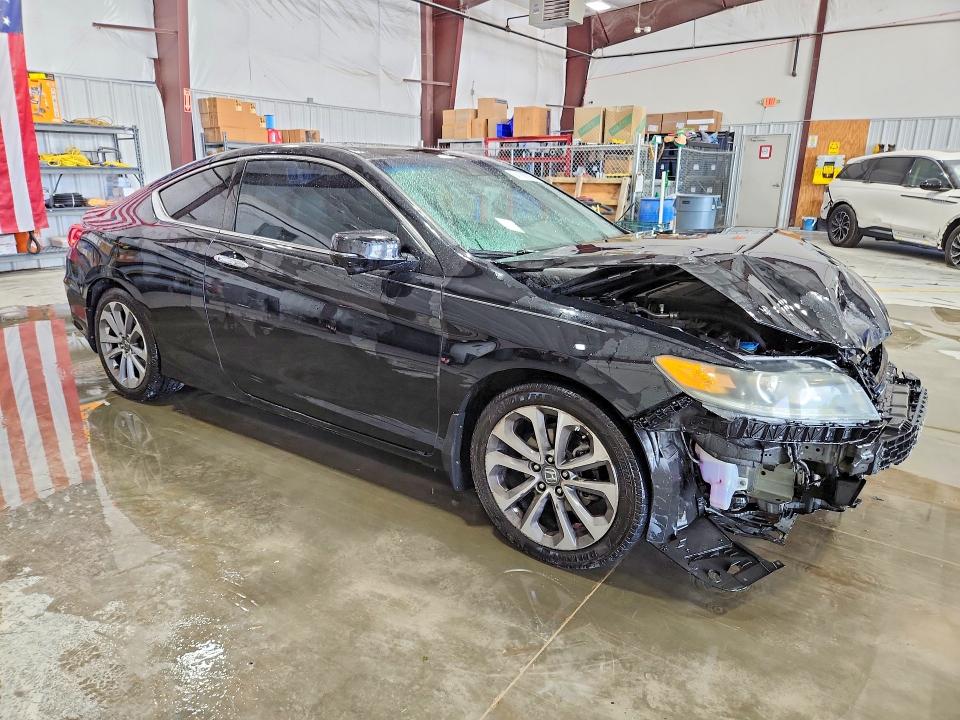 Photo 4 from auction – 2014 HONDA ACCORD with VIN 1HGCT2B8XEA003266