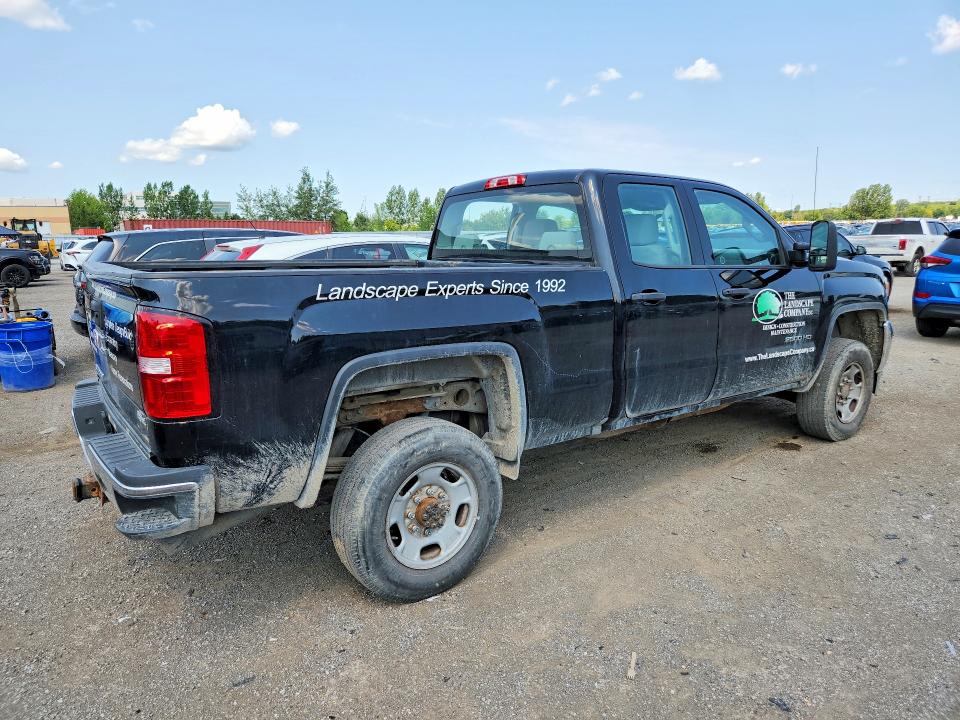 Photo 3 from auction – 2018 GMC SIERRA with VIN 1GT22REG6JZ317937