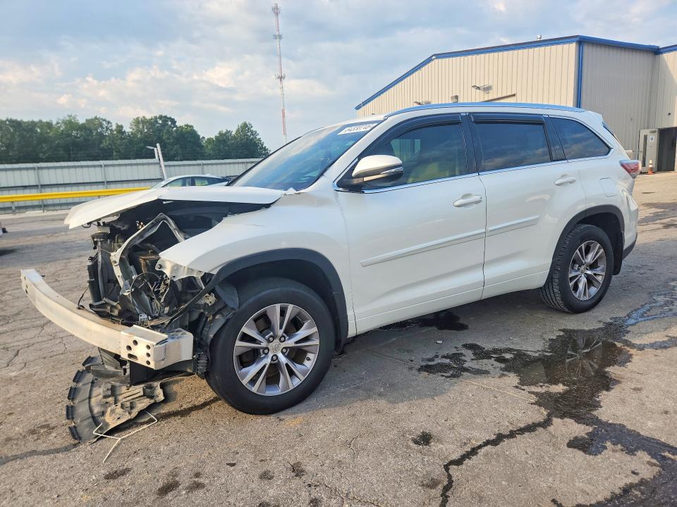 TOYOTA HIGHLANDER 2014 with VIN 5TDKKRFHXES007093 - Photo from auction
