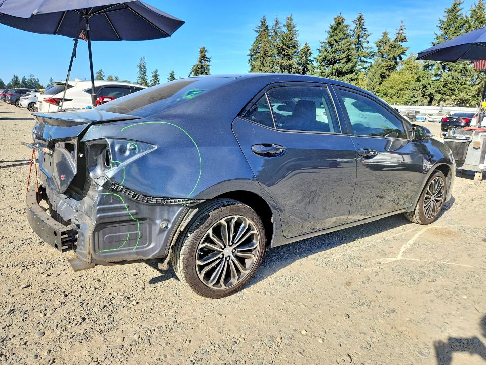 Photo 3 from auction – 2016 TOYOTA COROLLA with VIN 5YFBURHE2GP397096