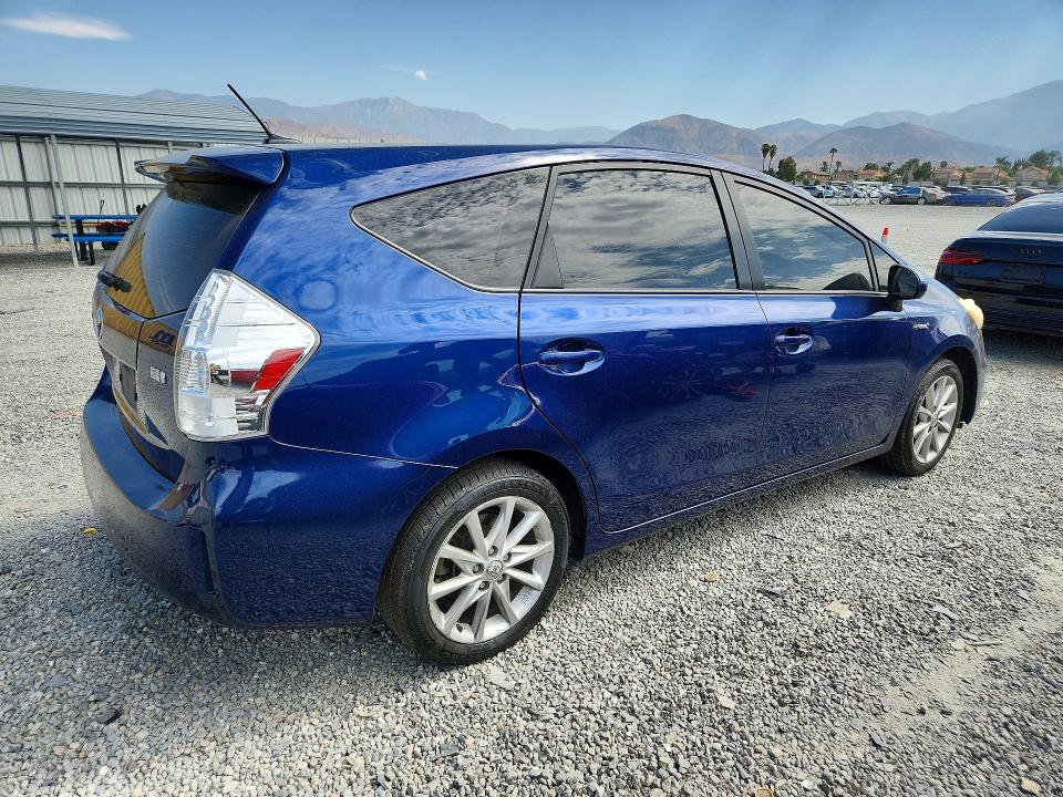 Photo 3 from auction – 2013 TOYOTA PRIUS V with VIN JTDZN3EU0D3188951