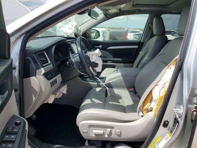 Photo 7 from auction – 2018 TOYOTA HIGHLANDER with VIN 5TDKZRFH2JS538097