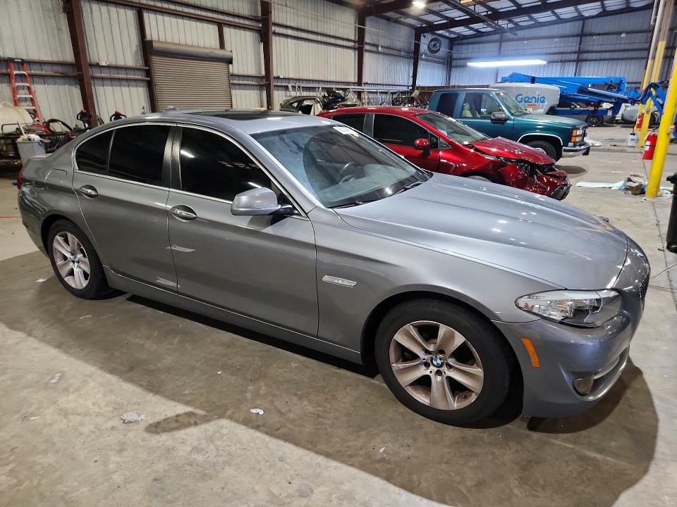 Photo 4 from auction – 2013 BMW 528 with VIN WBAXG5C53DDY36685