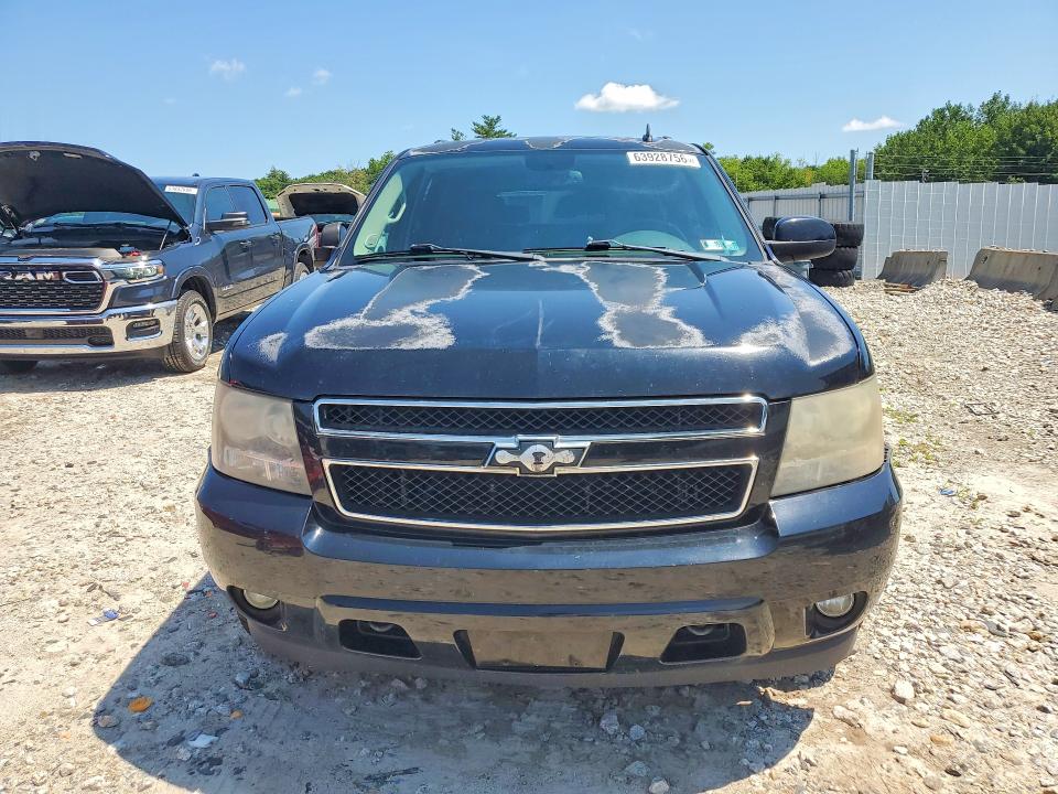 Photo 5 from auction – 2009 CHEVROLET SUBURBAN with VIN 1GNFK26329J110497